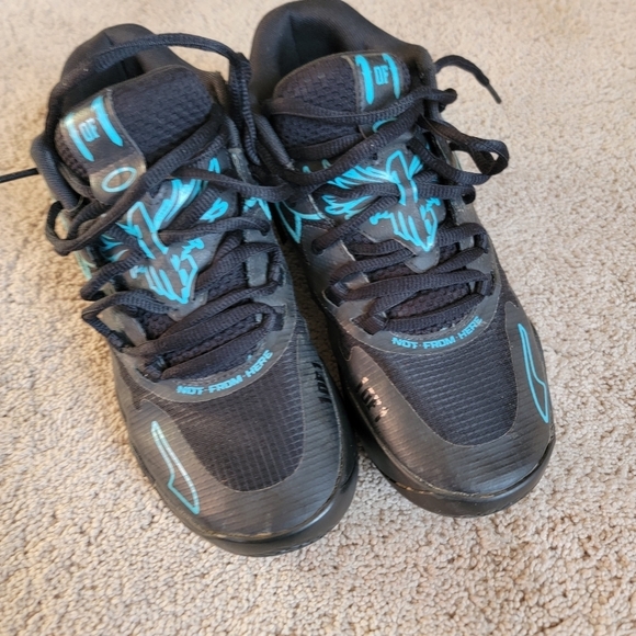 LaMelo Ball MB.01 Buzz City Basketball Sneakers 7 - Picture 5 of 7